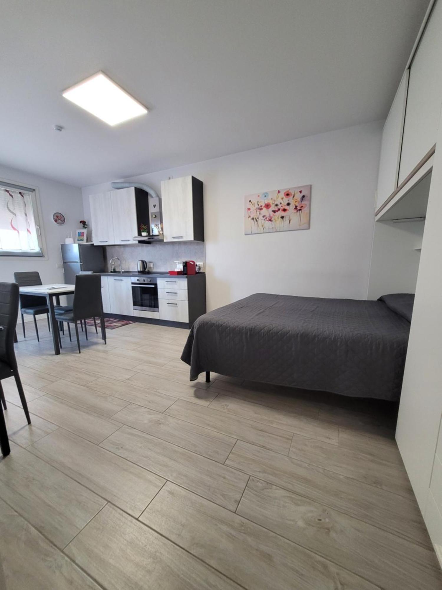 Le Rondini Apartment Barlassina ภายนอก รูปภาพ