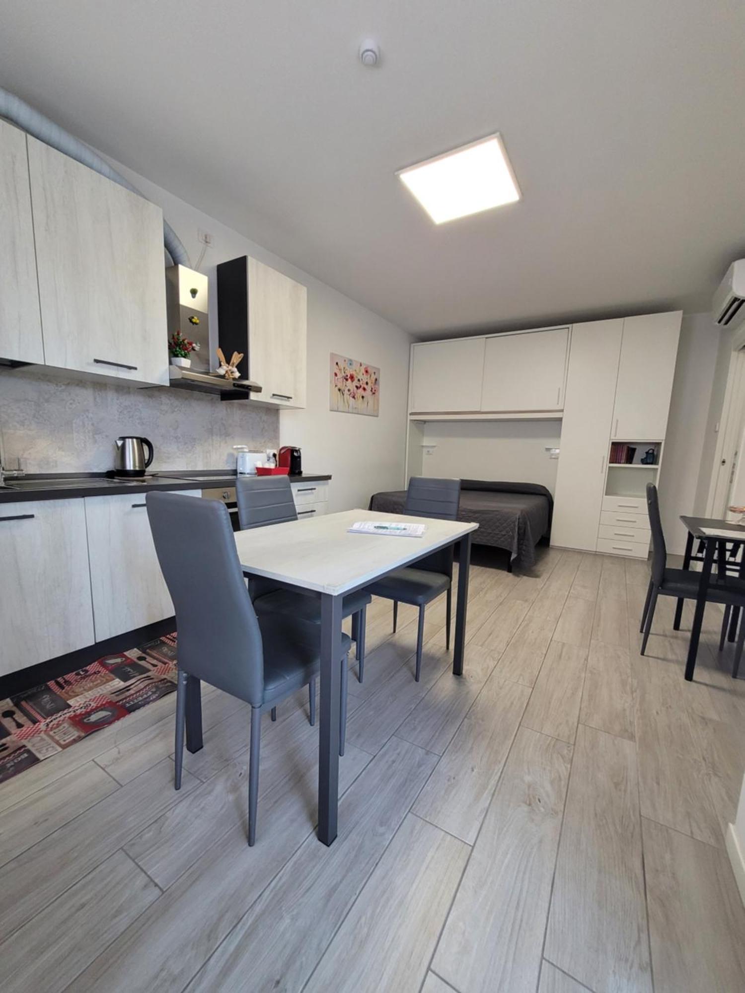 Le Rondini Apartment Barlassina ภายนอก รูปภาพ